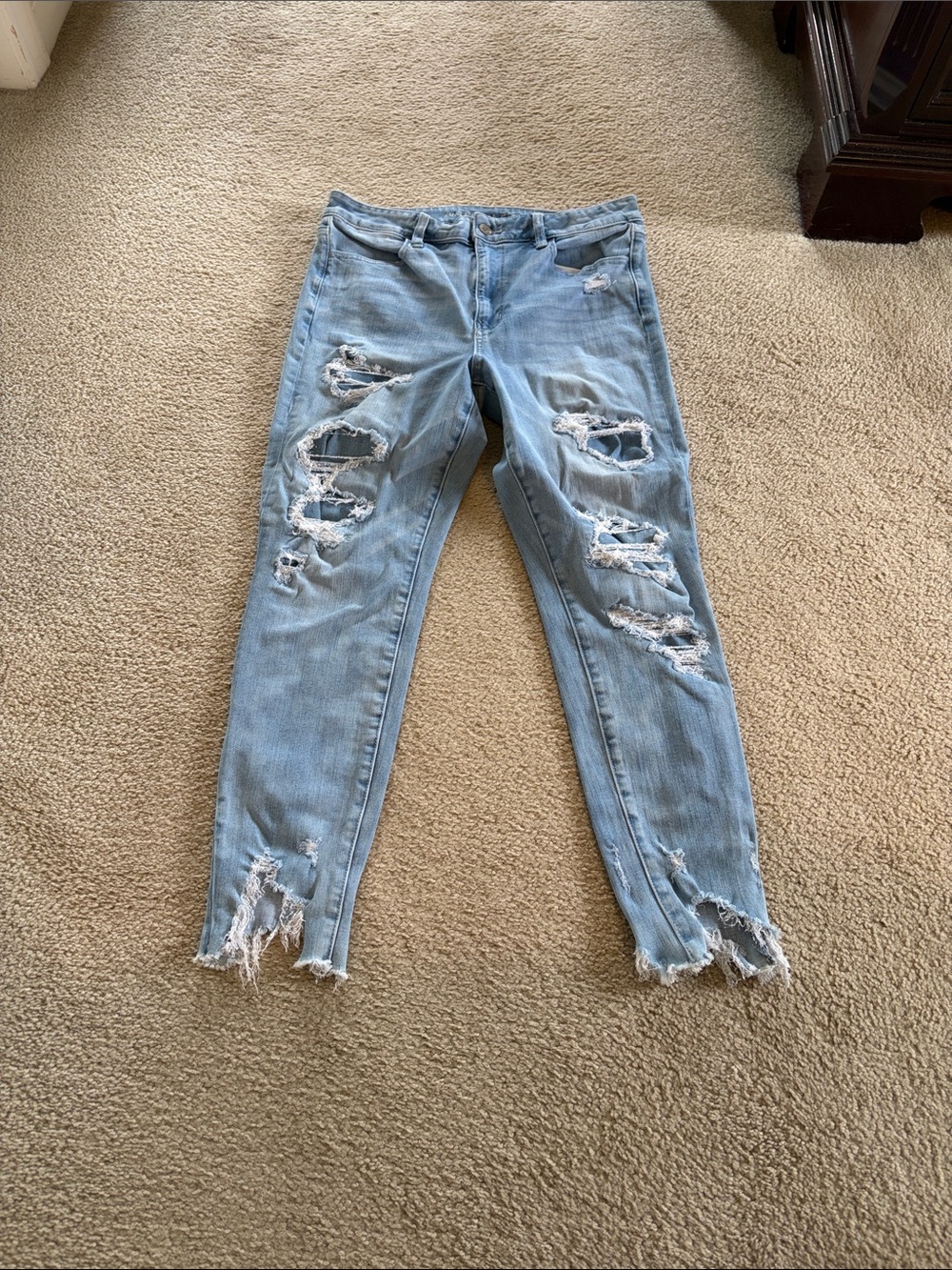 American Eagle Outfitters Light Blue Distressed Ankle Jeggings